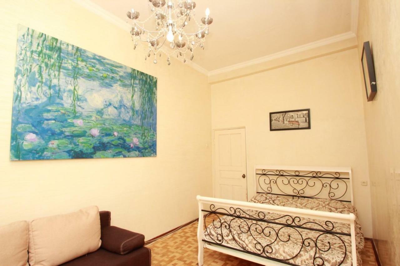 Apartmens Near Opera House Apartment Odessa Room photo